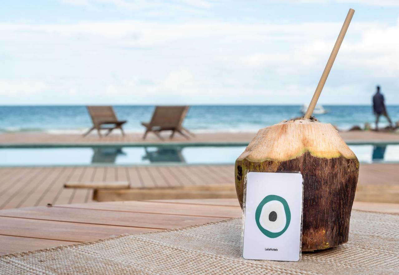 Lalagalu - Beachfront Ecocabins 迪亚尼海滩 外观 照片
